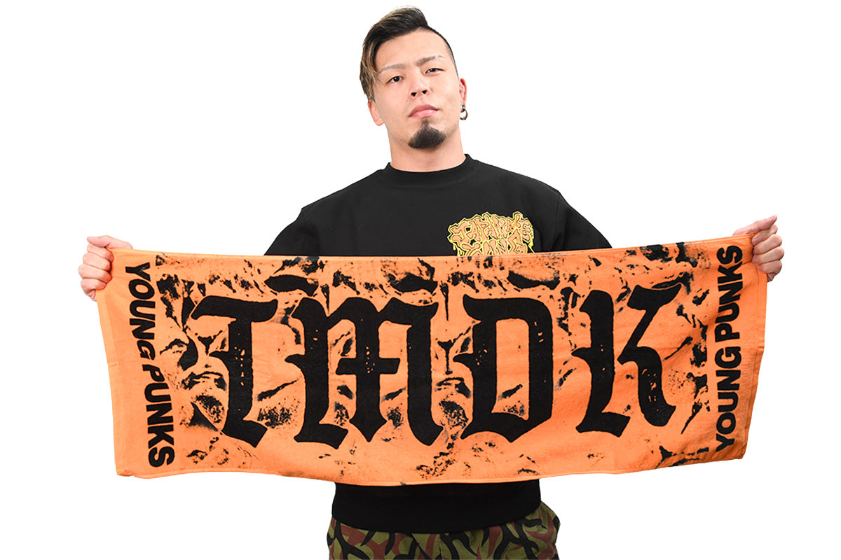 TMDK「YOUNG PUNKS」スポーツタオル(2025・オレンジ×ブラック)