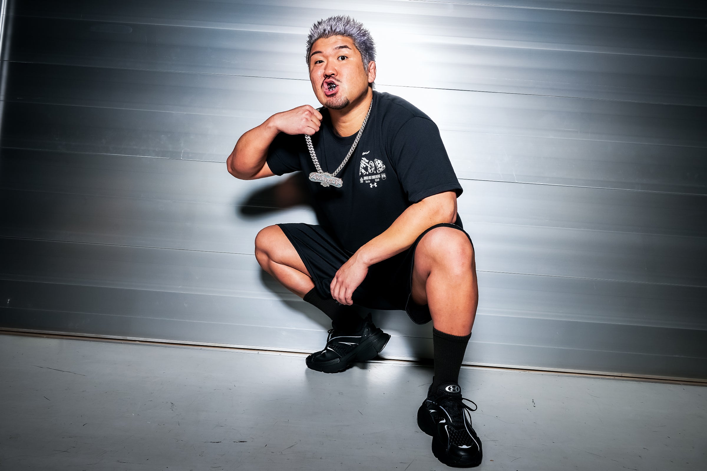 UA KNOCK OUT BROTHERS ヘビーウェイト Tシャツ