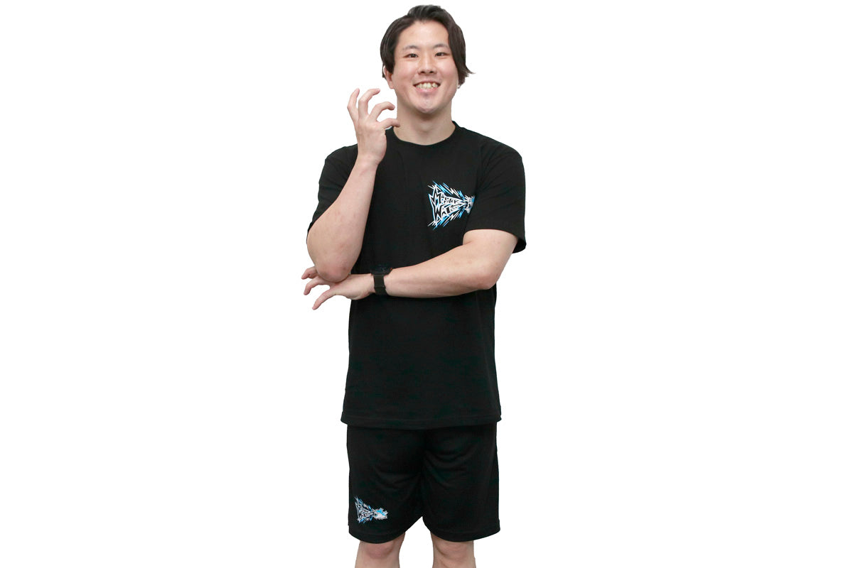 【8月中旬以降お届け】マスター・ワト「ストリートロゴ」Tシャツ&ハーフパンツセット(ブラック)