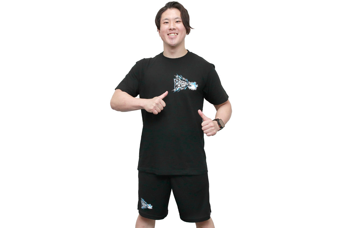 【8月中旬以降お届け】マスター・ワト「ストリートロゴ」Tシャツ&ハーフパンツセット(ブラック)