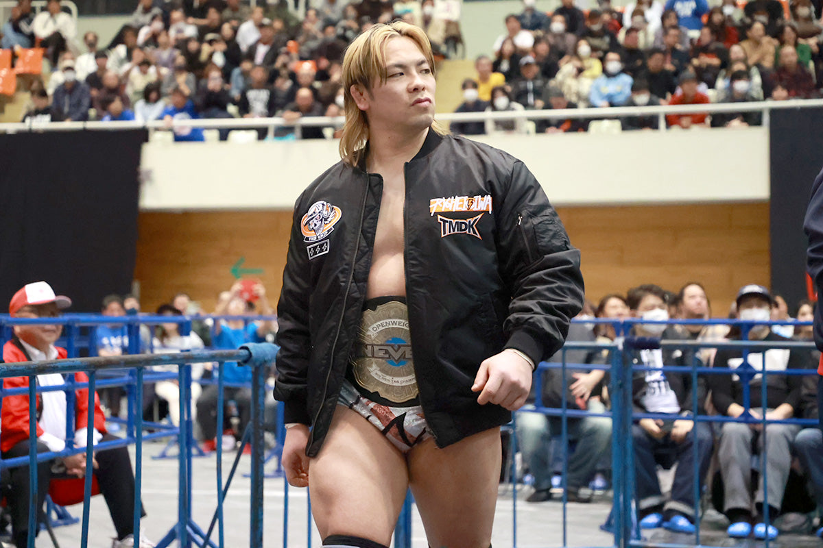 大岩陵平 MA-1 ジャケット