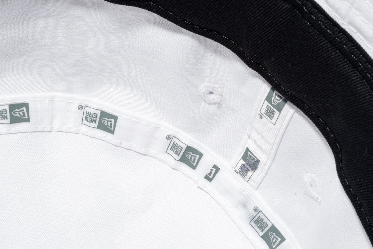 NEW ERA® × エル・デスペラード BUCKET-01(WHITE)