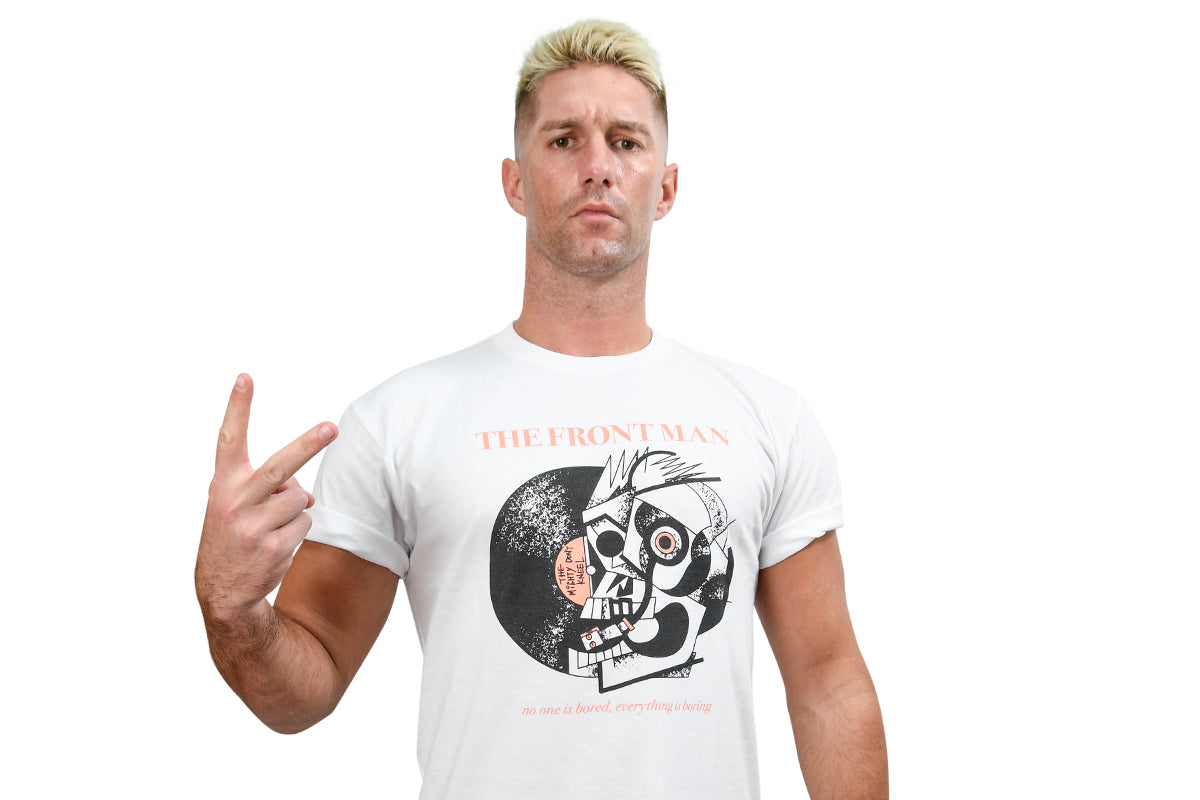 ザック・セイバーJr.「THE FRONT MAN」Tシャツ(ホワイト)
