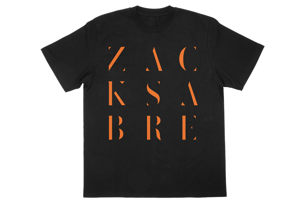 ザック・セイバー Jr.「ZACKSABRE」Tシャツ(ブラック×オレンジ)