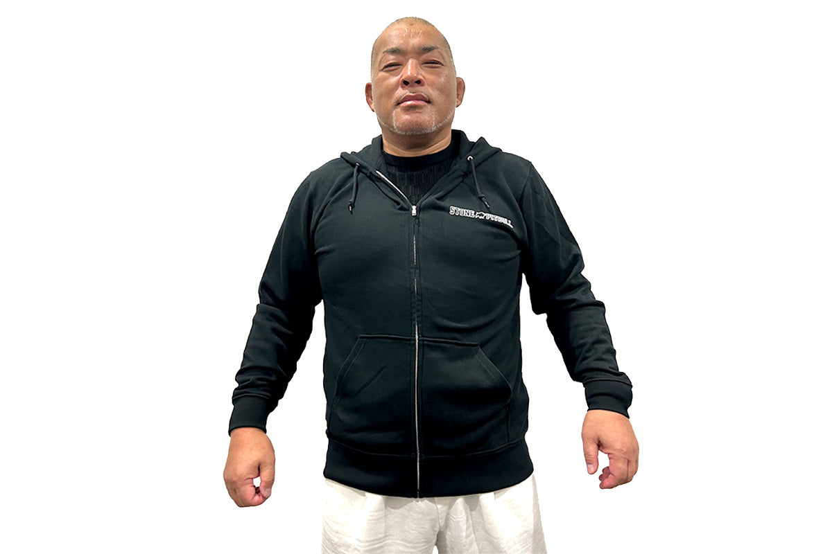 囚われのパルマ ハルト シーハイブ パーカー 囚われのパルマ』2人が着ているシーハイブ支給のパーカー