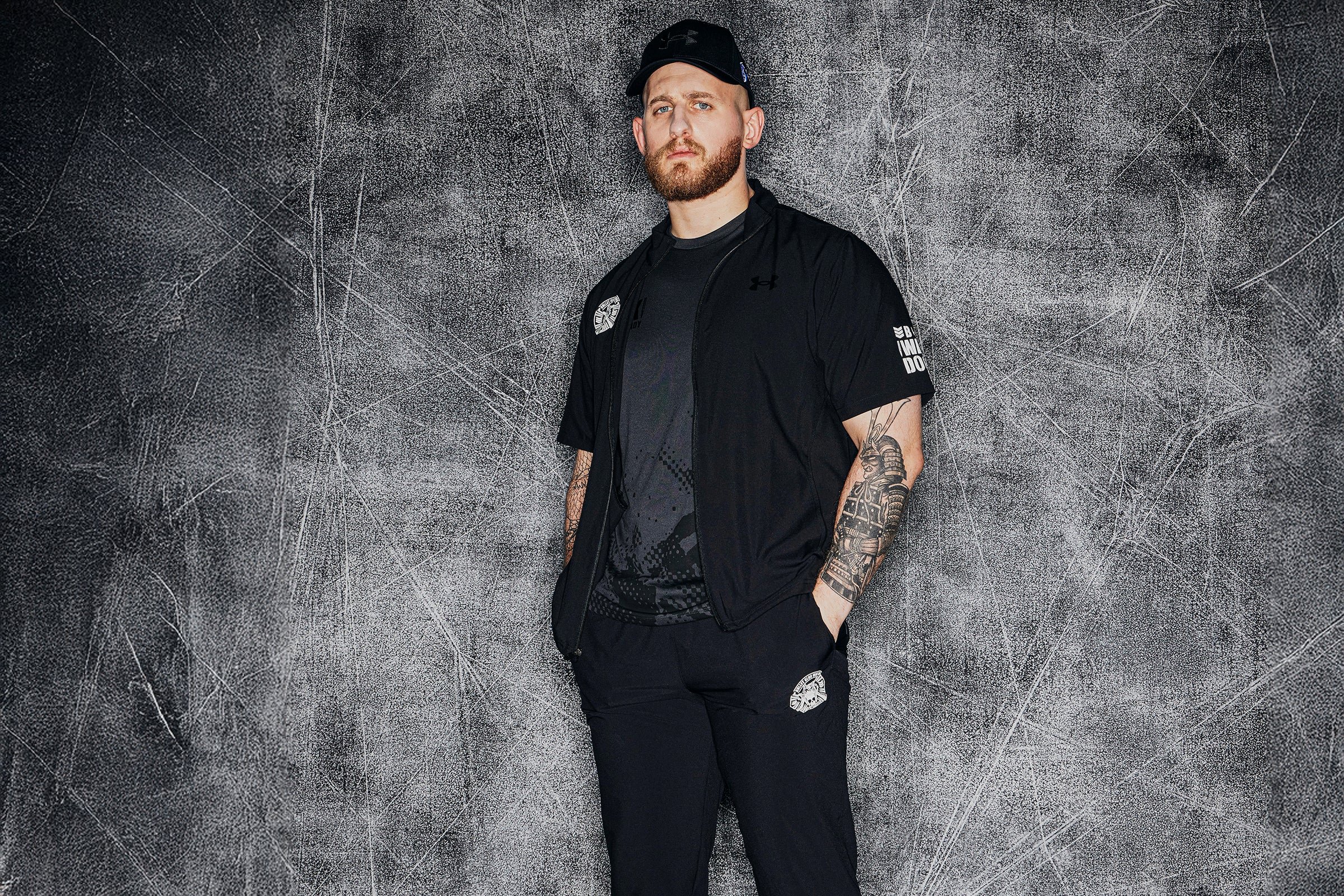 UA BULLET CLUB WAR DOGS フレッシュ ウーブンパンツ