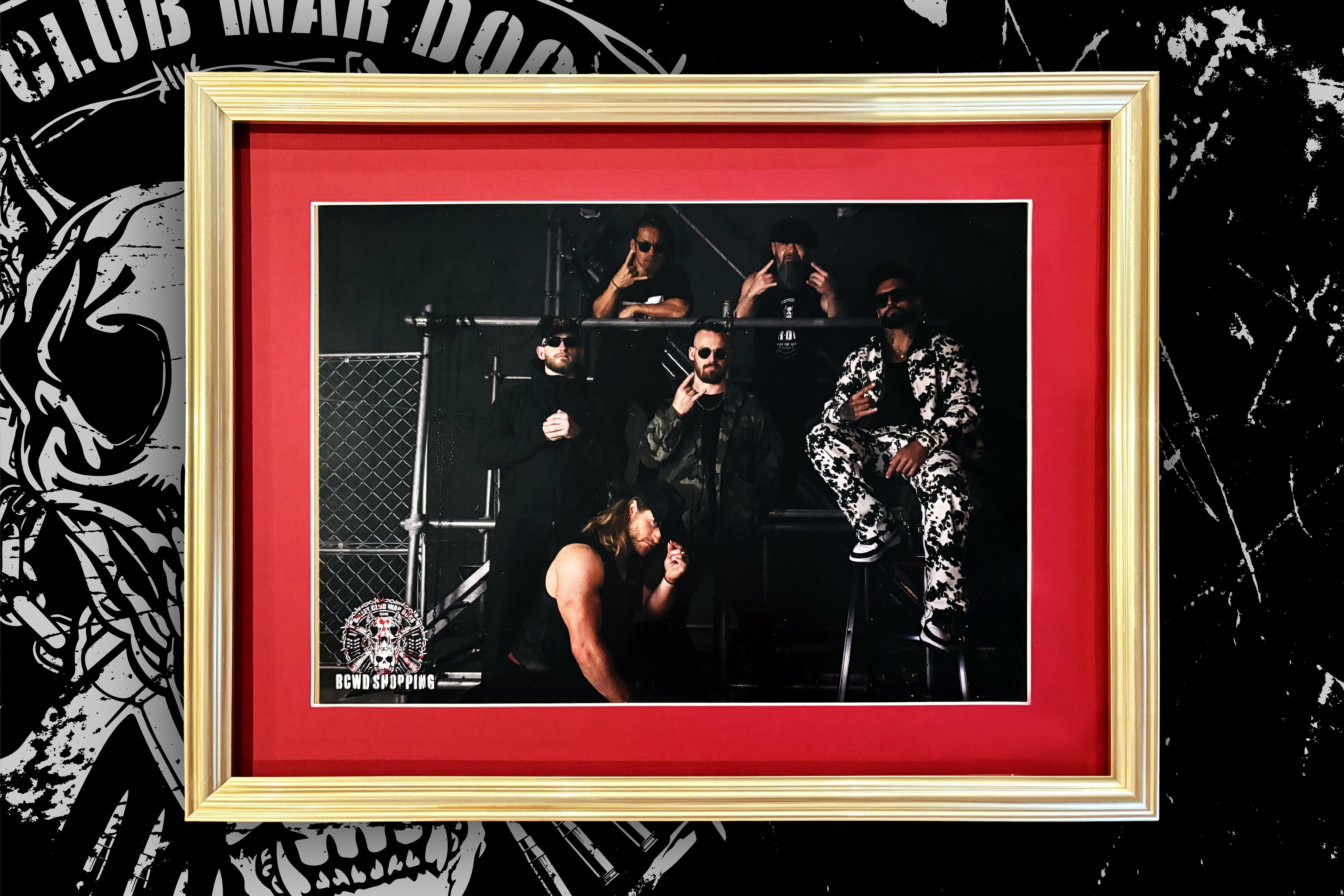 BULLET CLUB WAR DOGS 額縁入りポートレート