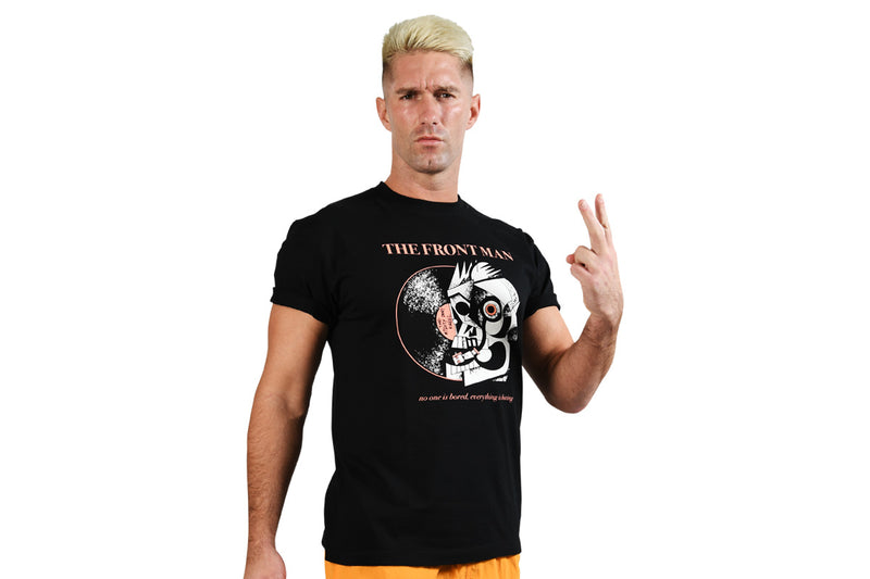 ザック・セイバーJr.「THE FRONT MAN」Tシャツ（ブラック）