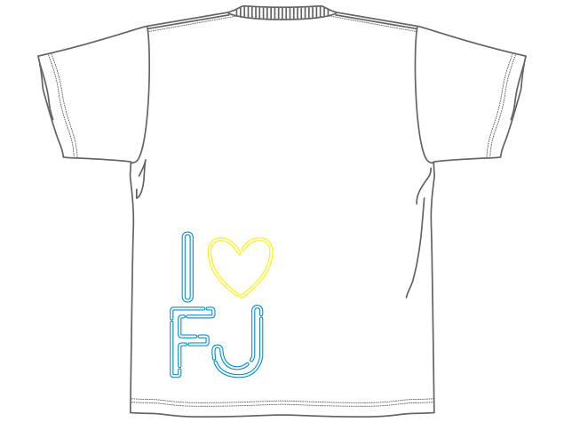 ジュース＆フィンレー「I LOVE FJ」Tシャツ（ホワイト）